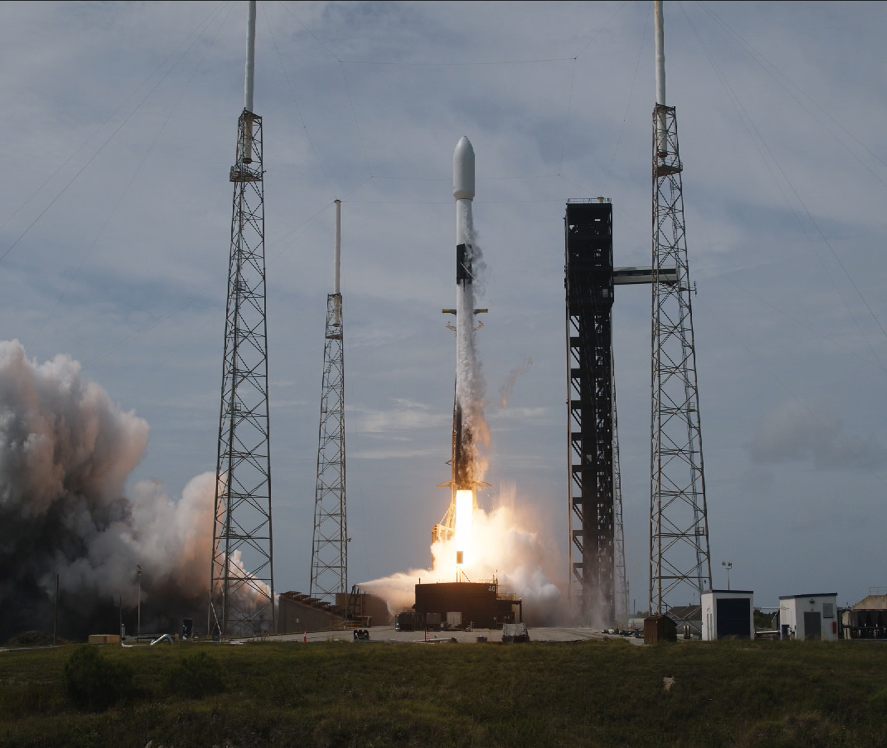 Northrop Grumman’s Cygnus spacecraft for the company’s 21st commercial resupply services mission for NASA launched on a SpaceX Falcon 9 rocket from Space Launch Complex 40 at Cape Canaveral Space Force Station in Florida.